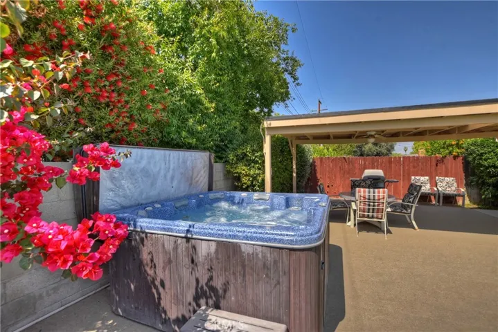 229 Phlox Avenue, Redlands, California 92373