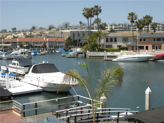 4110 1/2 River Avenue, Newport Beach, California 92663