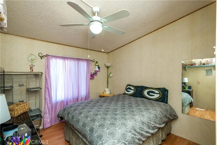 11579 Amarillo Road, Phelan, California 92371