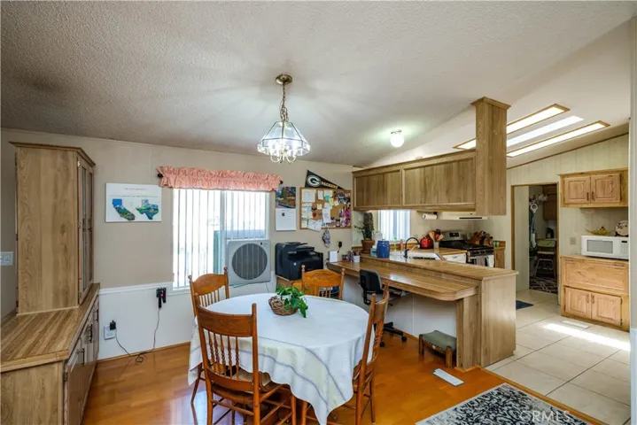 11579 Amarillo Road, Phelan, California 92371