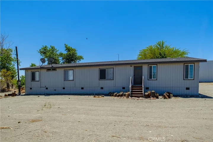11579 Amarillo Road, Phelan, California 92371