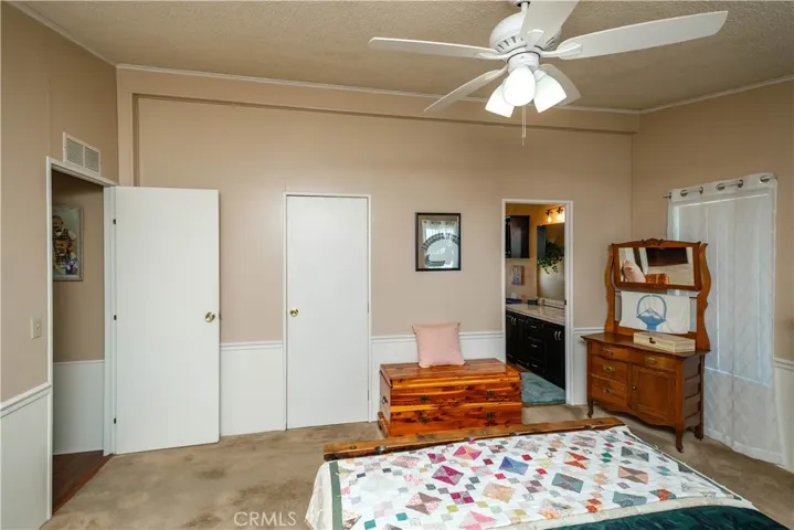 11579 Amarillo Road, Phelan, California 92371