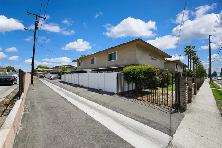 8772 A Valley View Street A, Buena Park, California 90620