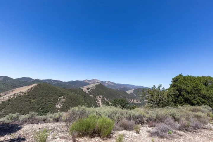 45841 Carmel Valley Road, Greenfield, California 93927