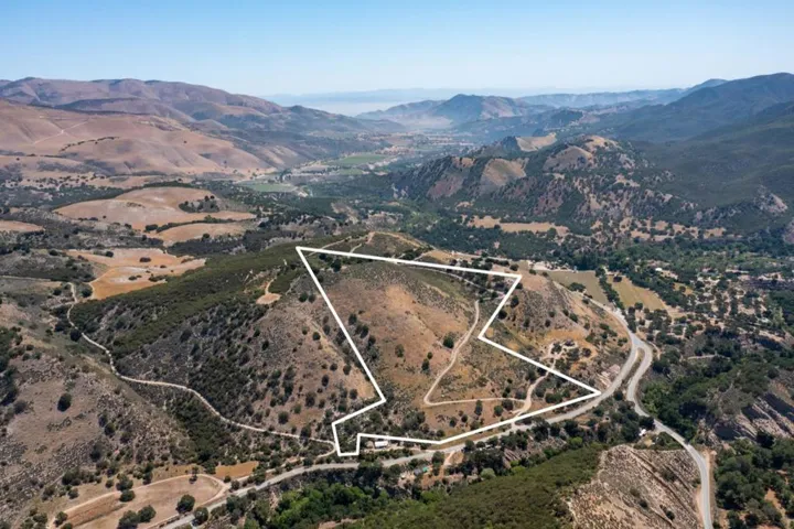 45841 Carmel Valley Road, Greenfield, California 93927