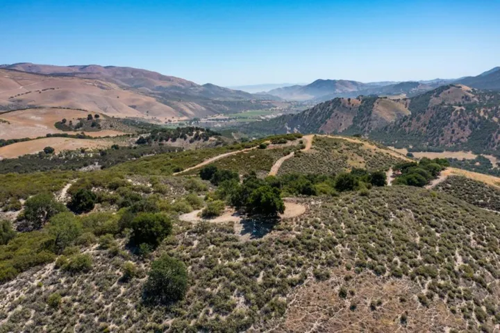 45841 Carmel Valley Road, Greenfield, California 93927