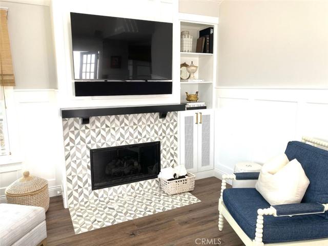 1119 E Balboa Boulevard Unit A, Newport Beach, California 92661