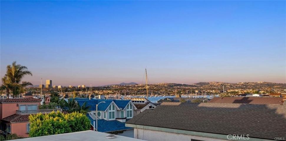 1119 E Balboa Boulevard Unit A, Newport Beach, California 92661