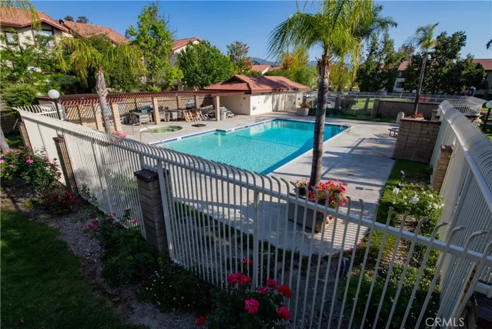 27979 Sarabande Lane 243, Canyon Country, California 91387
