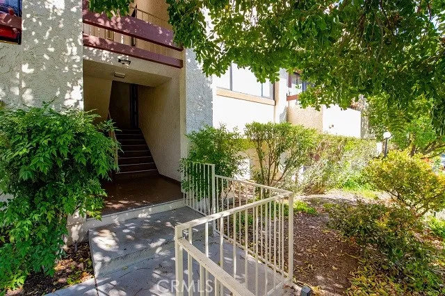 27979 Sarabande Lane 243, Canyon Country, California 91387
