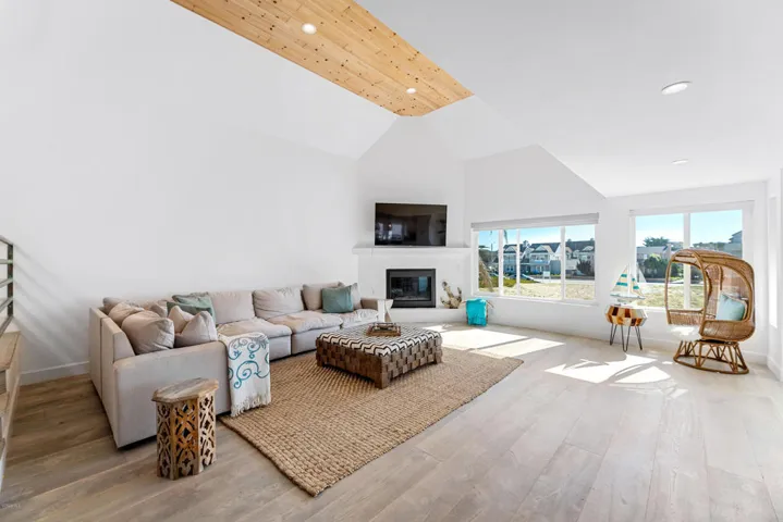 5235 Sealane  MLS--10