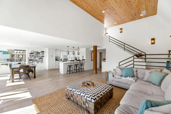 5235 Sealane  MLS--15