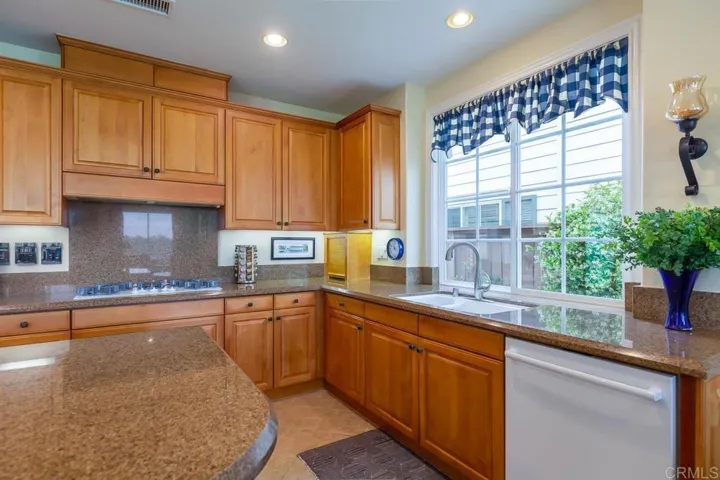 630 Shasta Drive, Encinitas, California 92024