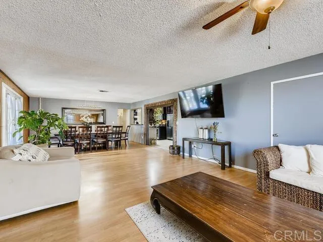 607 Worthington Street, Spring Valley, California 91977