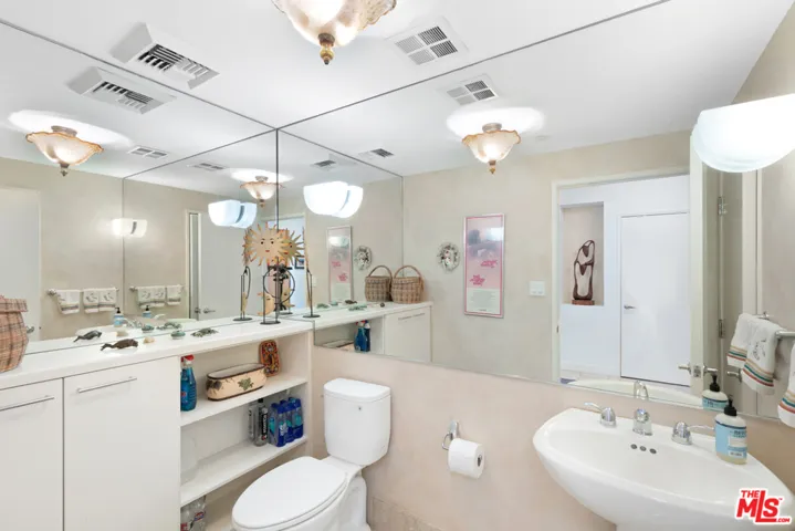 13600 Marina Pointe Drive 815, Marina Del Rey, California 90292