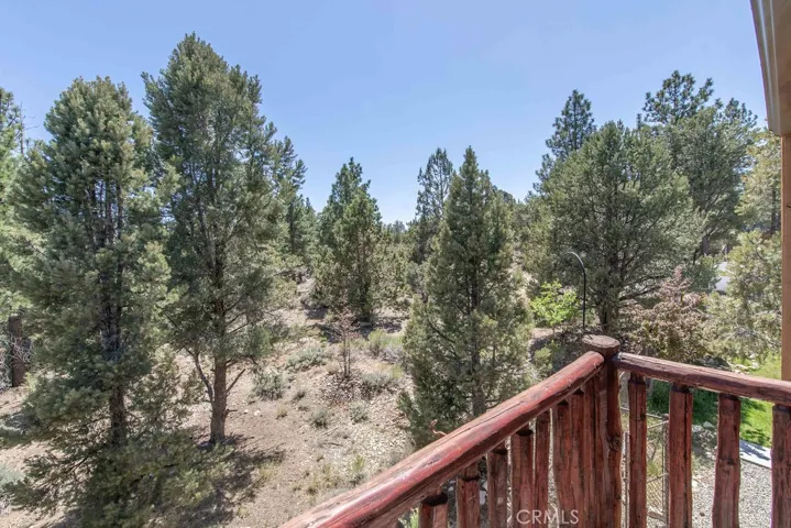 296 Lofty View Drive, Big Bear, California 92314