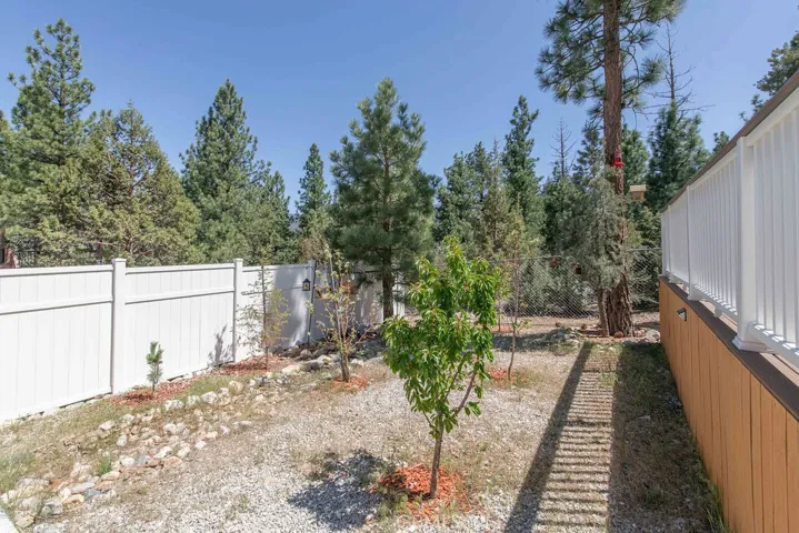296 Lofty View Drive, Big Bear, California 92314