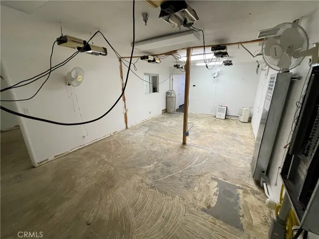 Small Room 1a