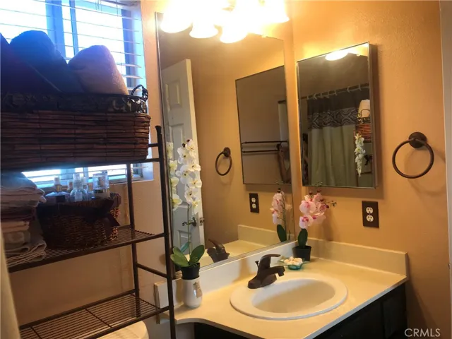 7821 Hoadly Ct, Fontana, California 92336