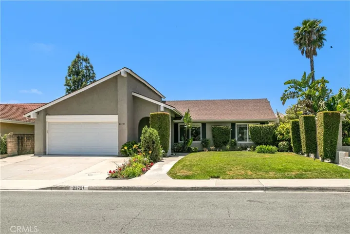 23721 Via Navarra, Mission Viejo, California 92691
