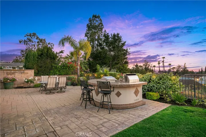 23721 Via Navarra, Mission Viejo, California 92691