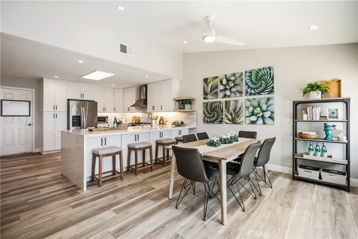 23721 Via Navarra, Mission Viejo, California 92691