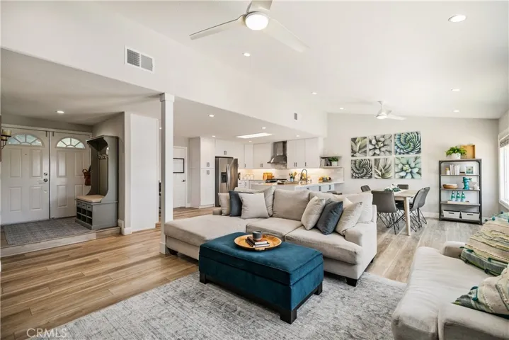 23721 Via Navarra, Mission Viejo, California 92691