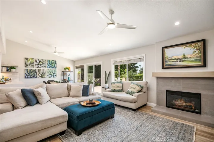 23721 Via Navarra, Mission Viejo, California 92691