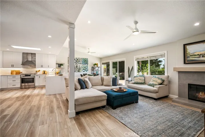 23721 Via Navarra, Mission Viejo, California 92691