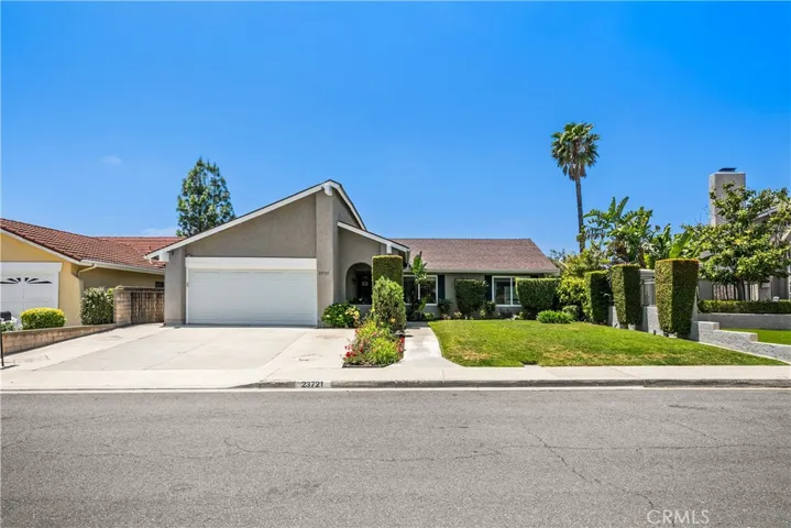 23721 Via Navarra, Mission Viejo, California 92691