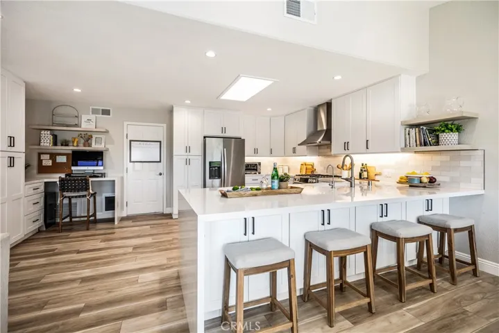 23721 Via Navarra, Mission Viejo, California 92691