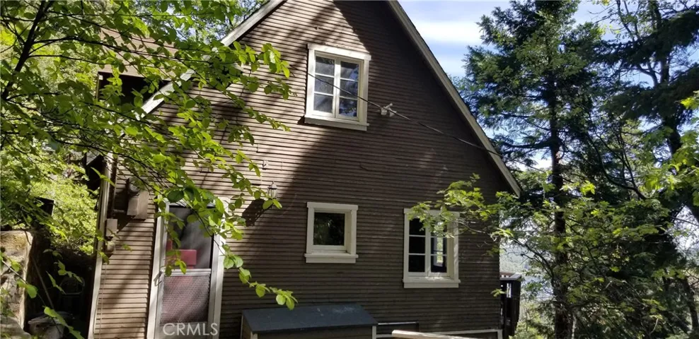 616 Wellsley Drive, Lake Arrowhead, California 92352