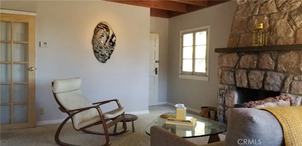 616 Wellsley Drive, Lake Arrowhead, California 92352