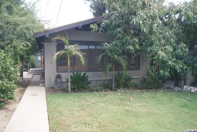 84 S Hermosa Avenue, Sierra Madre, California 91024