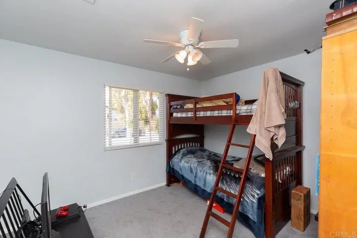 530 Debby Street, Fallbrook, California 92028