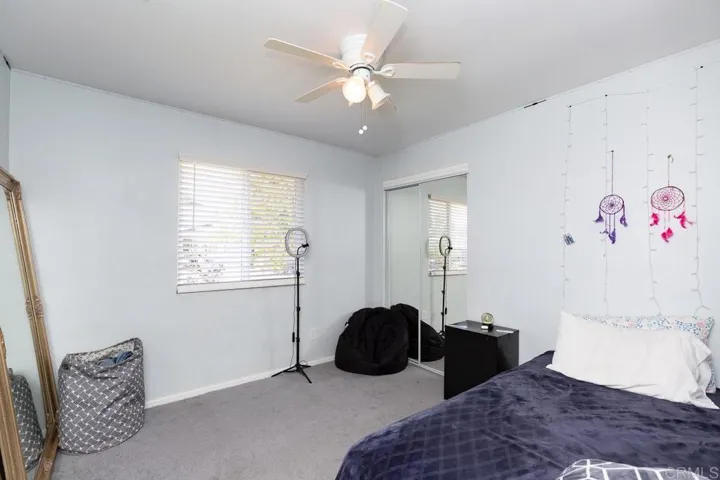 530 Debby Street, Fallbrook, California 92028