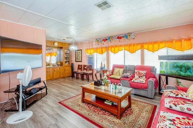 10933 Langdon Avenue 168, San Fernando, California 91345