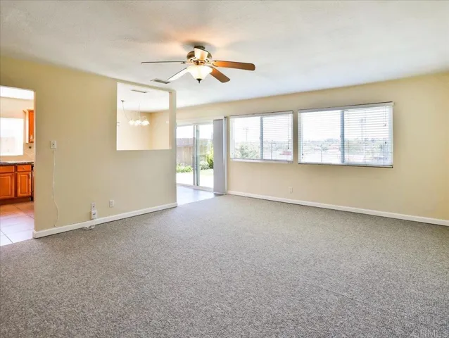 423 Garey Drive, Vista, California 92084
