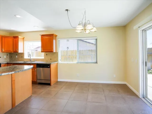 423 Garey Drive, Vista, California 92084
