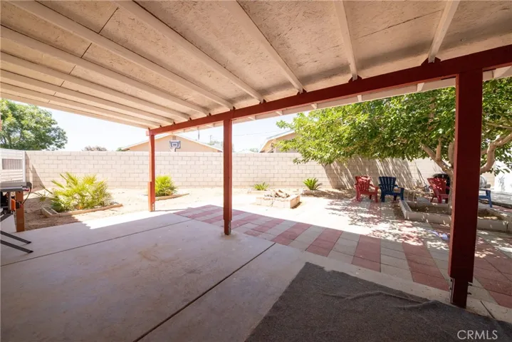 14910 La Brisa Road, Victorville, California 92392