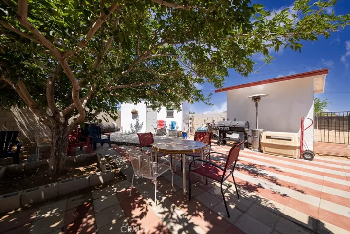 14910 La Brisa Road, Victorville, California 92392