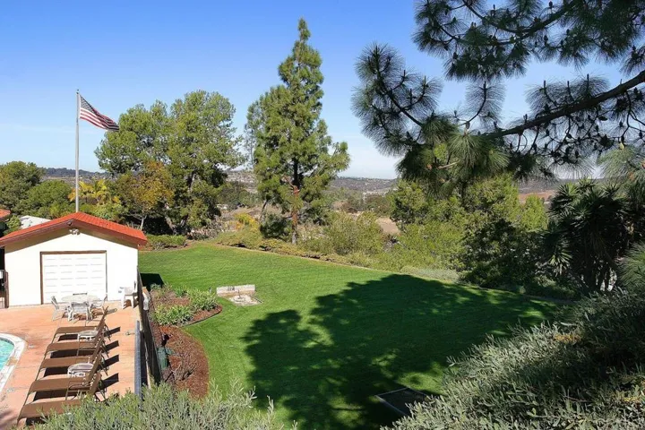 5416 Browning Road, Carlsbad, California 92008