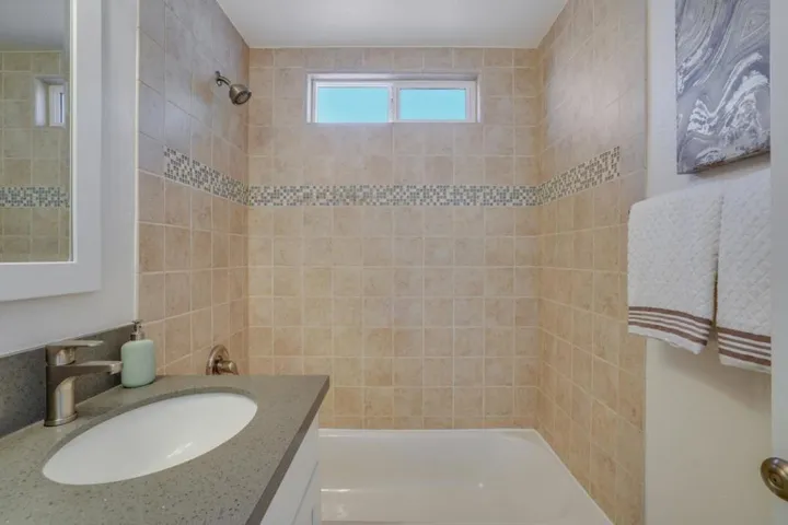 894 Lori Avenue, Sunnyvale, California 94086