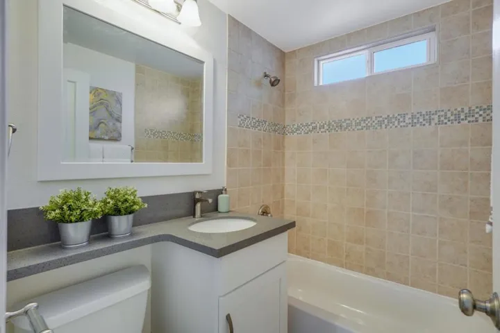 894 Lori Avenue, Sunnyvale, California 94086