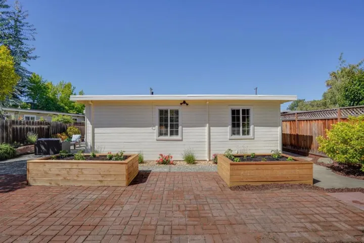 894 Lori Avenue, Sunnyvale, California 94086