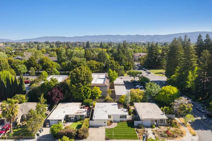 894 Lori Avenue, Sunnyvale, California 94086