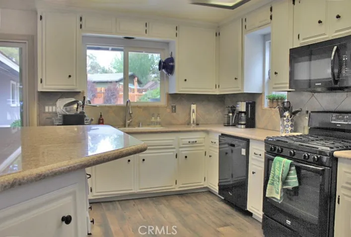 1046 Pine Mountain Drive, Big Bear, California 92314