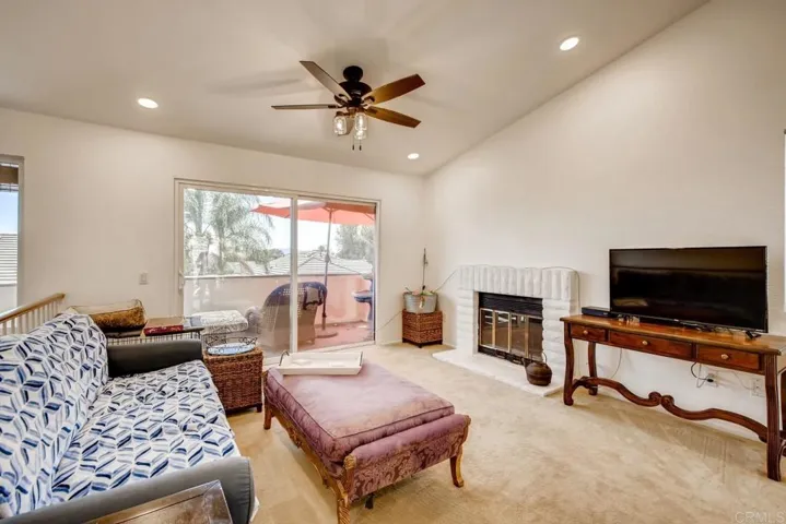 2134 Skyview Gln, Escondido, California 92027