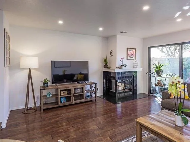 17165 Creekside Circle, Morgan Hill, California 95037