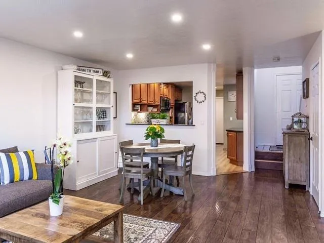 17165 Creekside Circle, Morgan Hill, California 95037